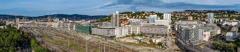 Platform apron at the main station. The Europaviertel neighbourhood on the right. After completion of the Stuttgart 21 project, the new Rosenstein neighbourhood and flats are to be built here. But the plan is faltering. Firstly, the connection of the Gäubahn railway to the new through station is unclear. Secondly, an amendment to the General Railway Act (AEG) could prevent the track system from being cancelled. Aerial view. Panoramic photo. Stuttgart, Baden-Württemberg, Germany, Europe