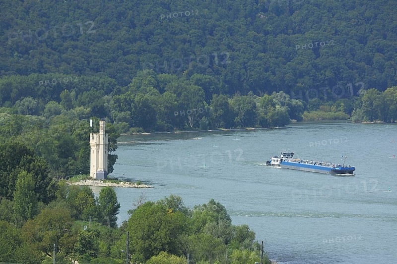 View of Mäuseturm on the Rhine with cargo ship, Binger Loch, Bingen, Rhine-Hesse region, Rhineland-Palatinate, Upper Middle Rhine Valley, Hesse, Germany, Europe