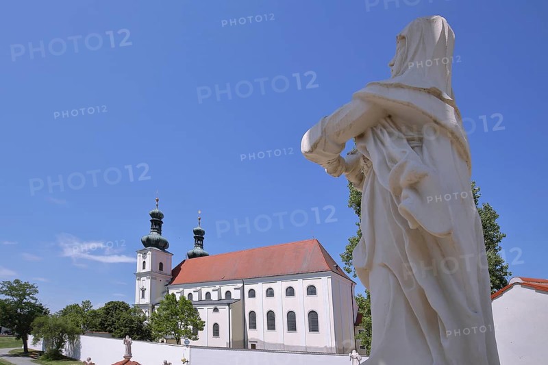 View of baroque basilica from Calvary, blur, sculpture, Frauenkirchen, Seewinkel, Lake Neusiedl, Burgenland, Austria, Europe