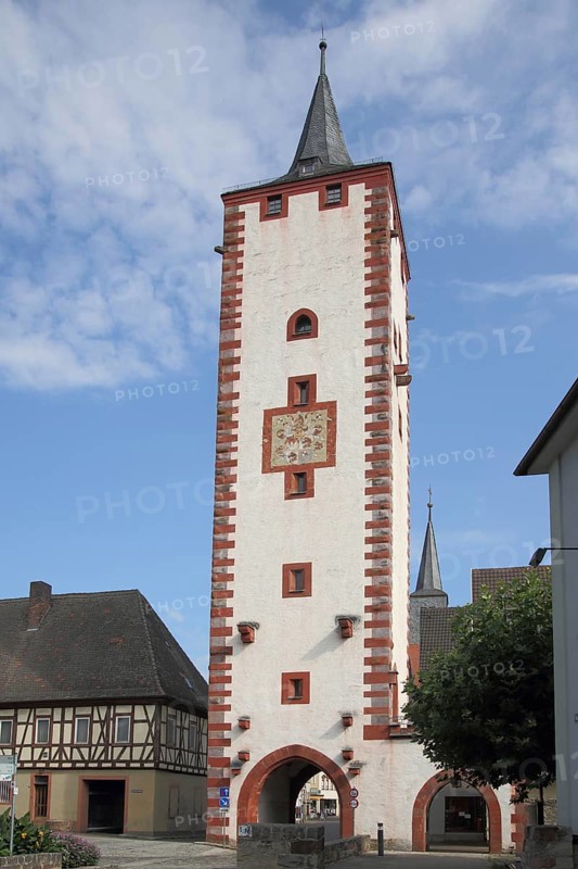 Historic Upper Gate Tower, Cat Tower, City Gate, City Tower, Karlstadt, Lower Franconia, Franconia, Bavaria, Germany, Europe