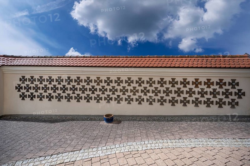 Wall with commemorative plaques of the fallen in the Second World War, Bühl, Middle Franconia, Bavaria, Germany, Europe