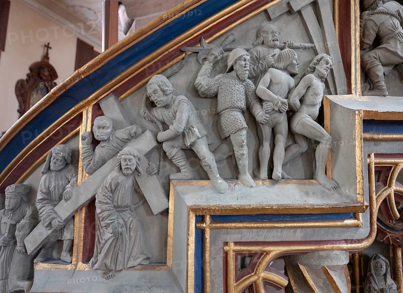 Relief on the pulpit of Jesus' Way of the Cross with the two thieves, Heilig-Kreuz-Münster, Rottweil, Baden-Württemberg, Germany, Europe