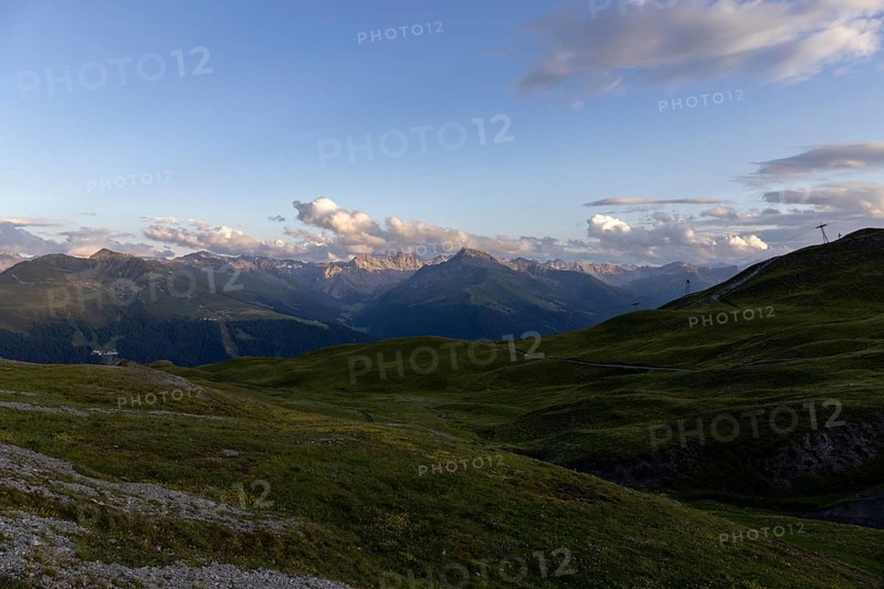 Evening mood on the Strela Pass, view of the Sertig Valley with Piz Ducan and Sattelhorn, Davos, Grisons, Switzerland, Europe