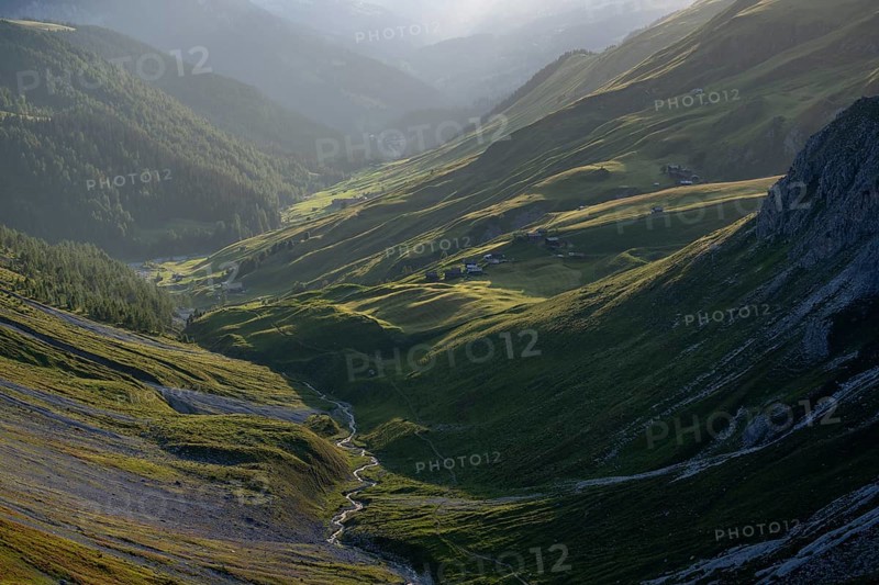 Evening mood in the mountains, view of Sapün from the Strela Pass, Davos, Grisons, Switzerland, Europe
