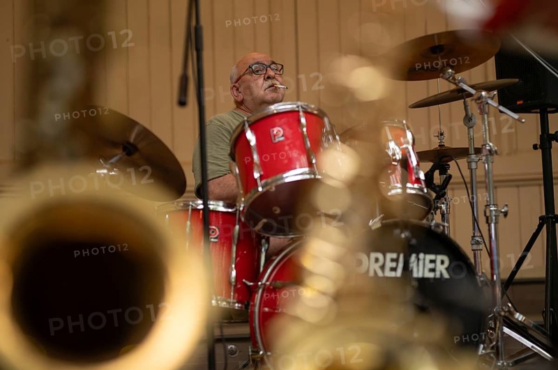 Drummer, Drummer Peter Wagner of the jazz band LoT Late on Tuesday, cigarette, Stuttgart, Baden-Württemberg, Germany, Europe