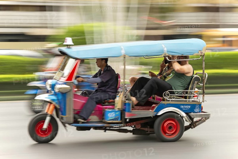 Tuk Tuk in traffic, Bangkok, Thailand, Asia