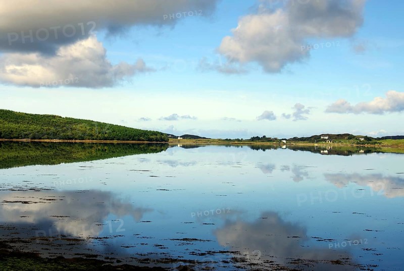 Calm lake with cloud reflections and green shores, silence, holiday, Letterfrack, Connemara National Park, Ireland, Europe