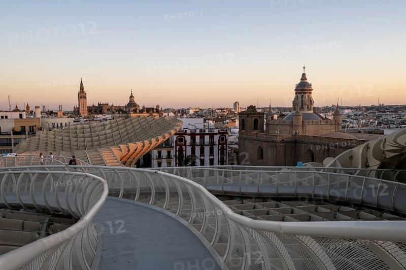 View from the Metropol Parasol in the evening, Setas de Sevilla, Sevilla, Andalusia, Spain, Europe
