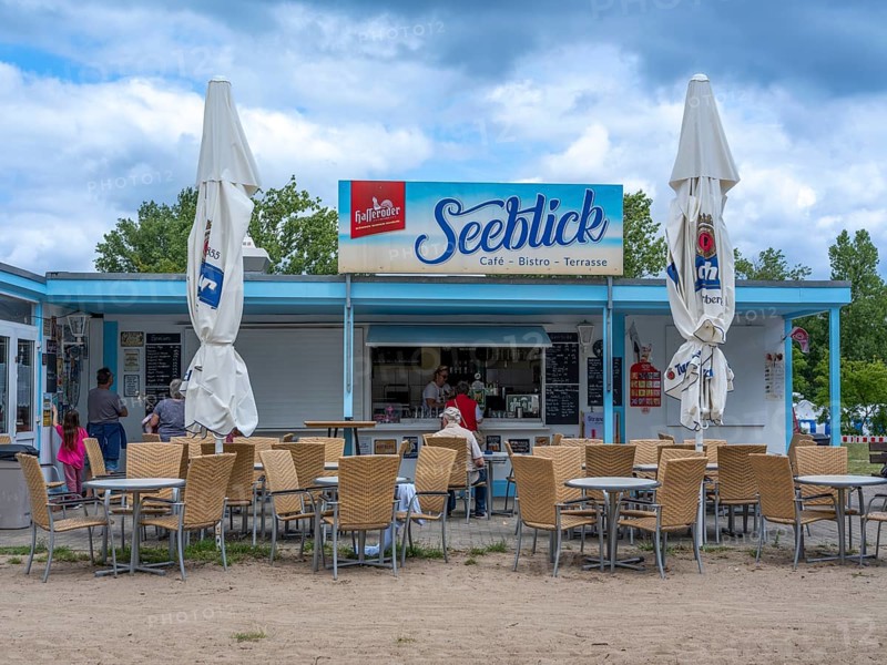 Snack bar Seeblick next to a campsite on the shore of Lake Jersleben, Jersleben, Saxony-Anhalt, Germany, Europe
