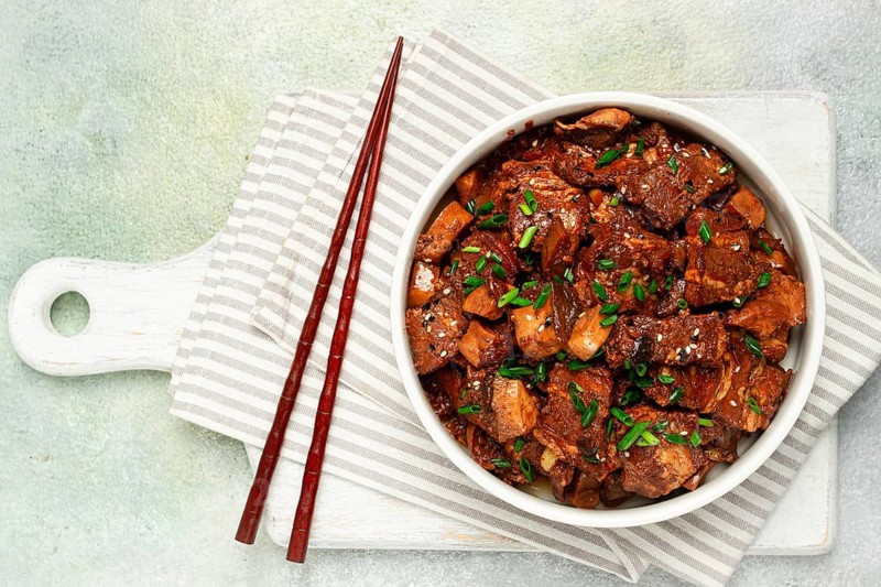 Bulgogi, with mushrooms, with sesame seeds and green onions, Korean cuisine, homemade, no people