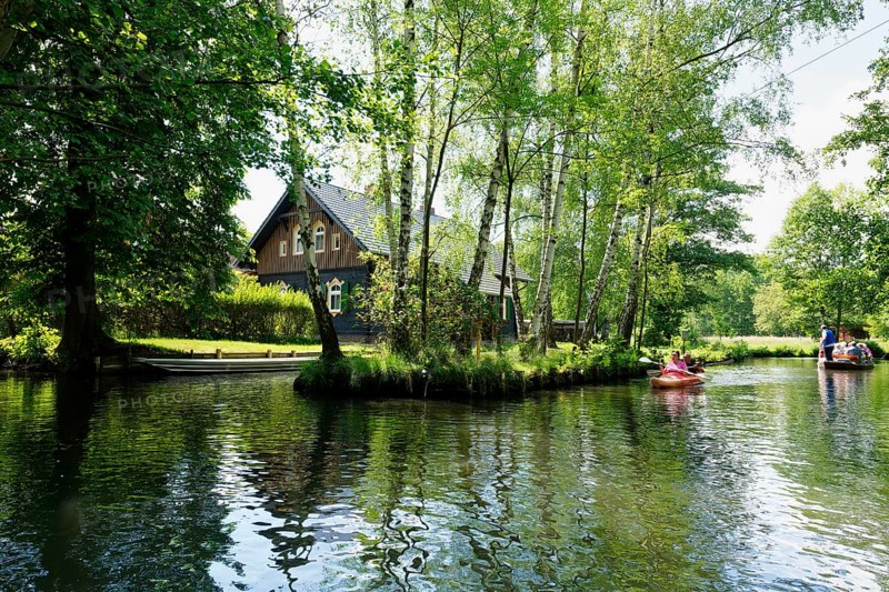 Paddling in the Spree Forest or Spreewald biosphere landscape, Brandenburg, Germany, Europe
