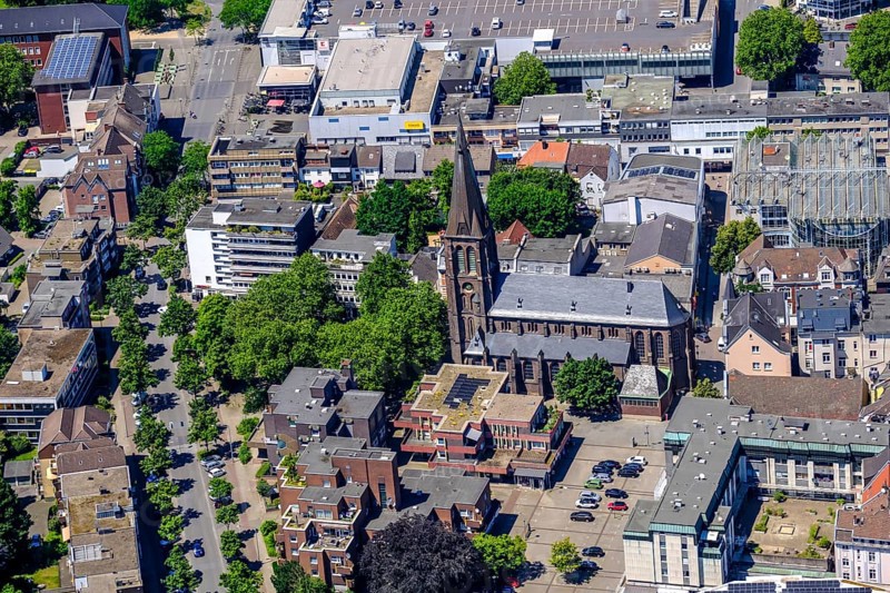 City view of Herten city centre, Kurt-Schumacher-Strasse, Church of the Redeemer