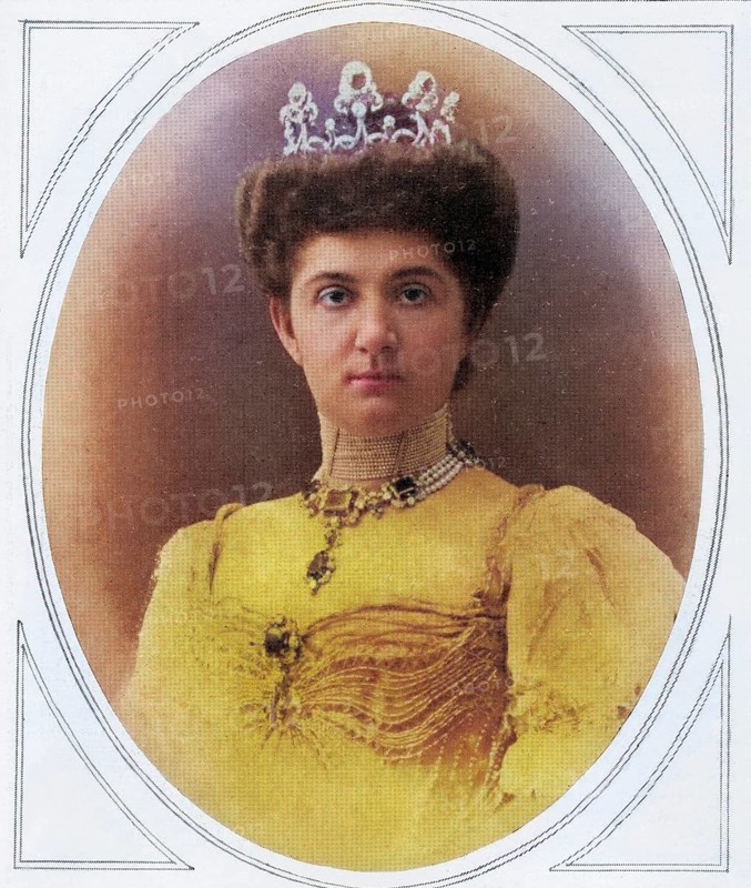 Helena of Montenegro, born Princess Jelena Petrovic-Njegos of Montenegro, 1873 to 1952, woman of King Victor Emmanuel III of Italy. From The Illustrated War News, 1915, Historical, digitally restored reproduction from a 19th century original, Record date not stated
