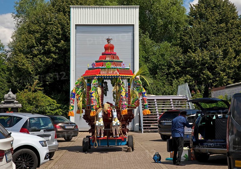Car from the temple festival in the car park of the Hindu temple Sri Kamadchi Ampal, Hamm, Ruhr area, North Rhine-Westphalia, Germany, Europe