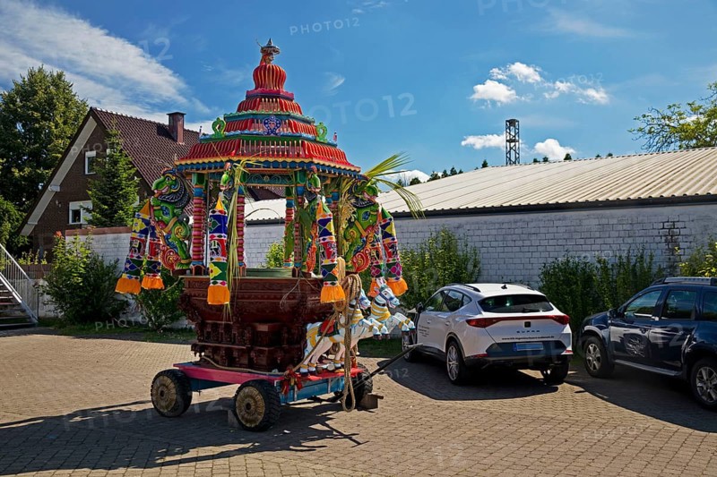 Car from the temple festival in the car park of the Hindu temple Sri Kamadchi Ampal, Hamm, Ruhr area, North Rhine-Westphalia, Germany, Europe