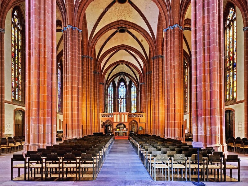 Protestant Church of Our Lady, interior view of the altar and rood screen, Gothic hall church, Friedberg, Hesse, Germany, Europe