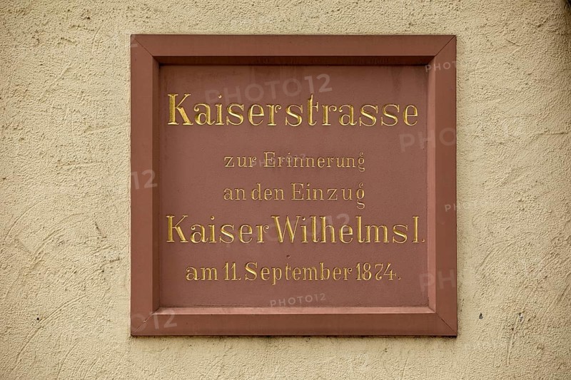 Commemoration of the entry of Kaiser Wilhelm I, memorial plaque on the façade, Old Town Hall, Friedberg, Wetterau, Hesse, Germany, Europe