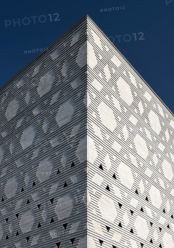 New Synagogue of the Jewish Community Bochum Herne Hattingen, Cube with Stars of David, Bochum, North Rhine-Westphalia, Germany, Europe