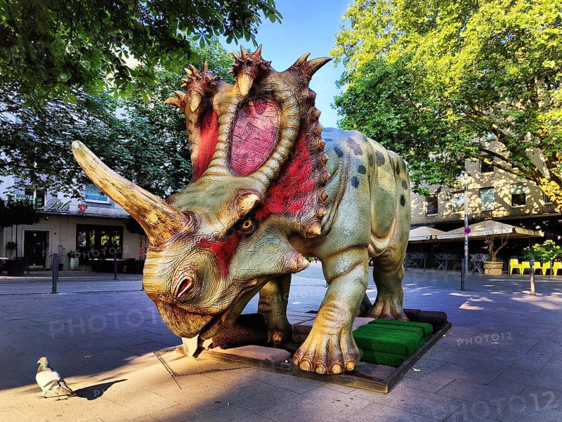 Centrosaurus model, sharp-tipped lizard on Otto-Sander-Platz, Dino City III, Bochum, Ruhr area, North Rhine-Westphalia, Germany, Europe