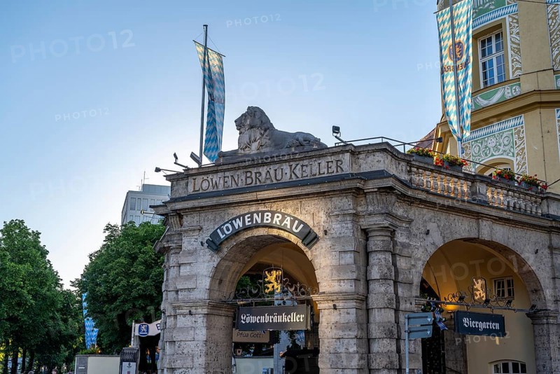 Entrance to the Löwenbräukeller of the Löwenbräu brewery at Stiglmaierplatz in the evening light, Munich, Bavaria, Germany, Europe