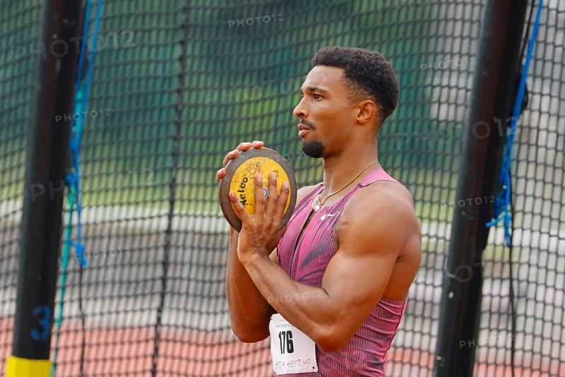 Leo Neugebauer, German decathlete and Paris 2024 Olympic participant, in a triple competition as part of the Thorpe Cup 2024, discus throwing, Wetzlar, Hesse