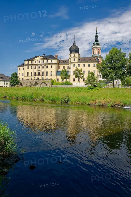 Neoclassical Lower Castle and St Mary's Evangelical-Lutheran Town Church on the River Weisse Elster, residential town of Greiz, Thuringia, Germany, Europe