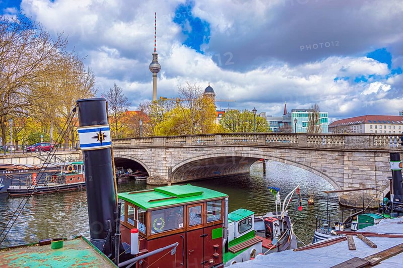 Old ships in the Spree Canal, historic harbour, Berlin, Germany, Europe