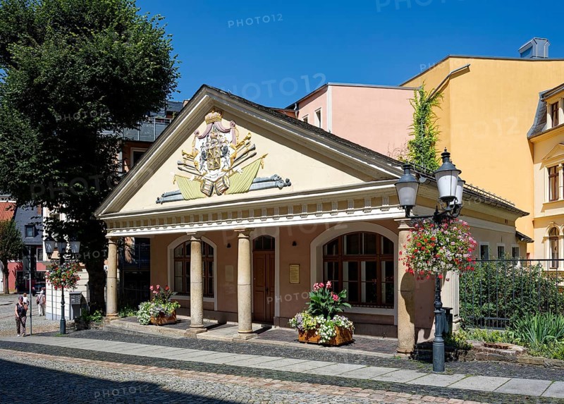 Classical Greiz main guardhouse, old guardhouse, today wedding chapel, residential town of Greiz, Thuringia, Germany, Europe
