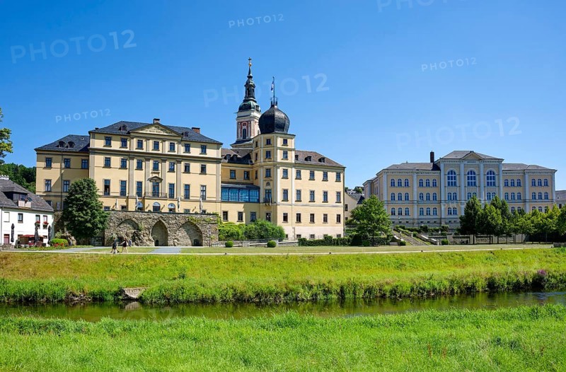 Classical Lower Castle and G. E. Lessing State School on the River Weisse Elster, residential town of Greiz, Thuringia, Germany, Europe