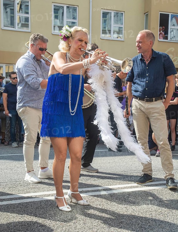 Jazz musicians, The Carling family, play on the street in Ystad in the opening of the Ystad Jazz Festival 2024, Skane County, Sweden, Scandinavia, Europe