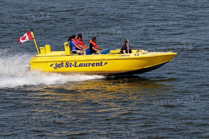 Boating, speed boat on the Saint Lawrence River, Montreal, Province of Quebec, Canada, North America