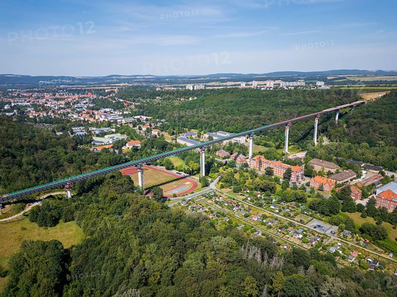 The new bridge on the Pirna southern bypass will be 916 metres long, 70 metres high and require 7, 250 tonnes of steel. DEGES is building the 3.8 kilometre long route. The route leads from the 172a to the B 172 on the Sonnenstein near Krietzschwitz and is intended to relieve Pirna city centre of through traffic in the future. For this purpose, a 50 metre long and 140 tonne heavy pre-build spigot will be pushed from the abutment on the Sonnenstein over the pillars that are already in place. The final push has been successfully completed and now the finishing work is underway, Gottleuba Valley Bridge, Pirna, Saxony, Germany, Europe