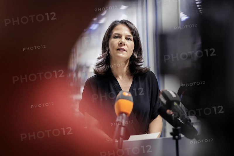Annalena Bärbock (Alliance 90/The Greens), Federal Foreign Minister, during a press statement as part of a visit to the Carl Zeiss Group during the Foreign Minister's trip to Germany in Jena, 31 July 2024