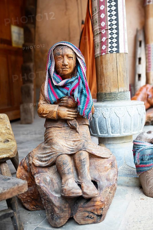 Wood carving figure, Pa Vi Hmong Cultural Village, Meo Vac, Ha Giang Province, Vietnam, Asia