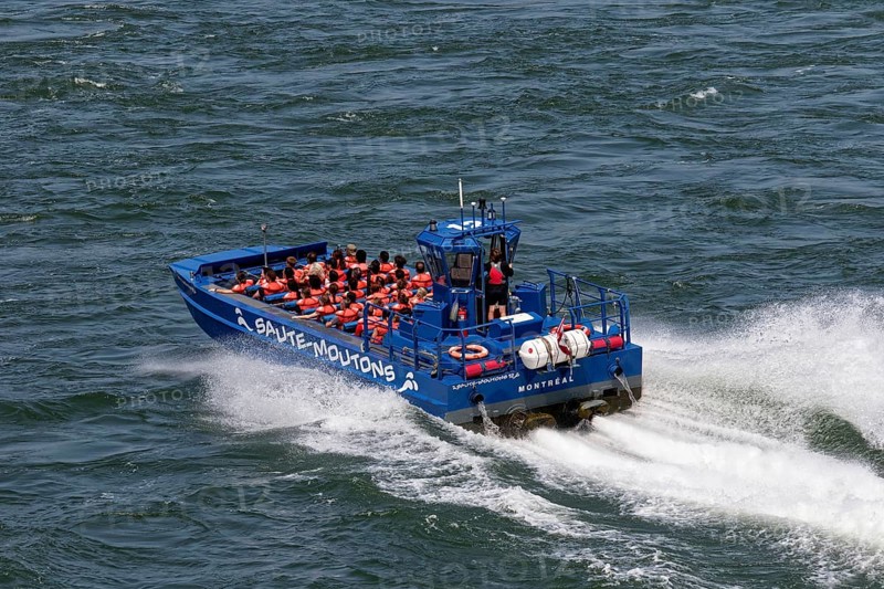 Jet boating, jet boat ride on the Saint Lawrence River, Summer, Montreal, Province of Quebec, Canada, North America