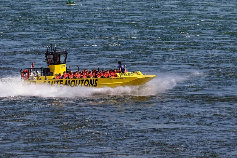 Jet boating, jet boat ride on the Saint Lawrence River, Summer, Montreal, Province of Quebec, Canada, North America