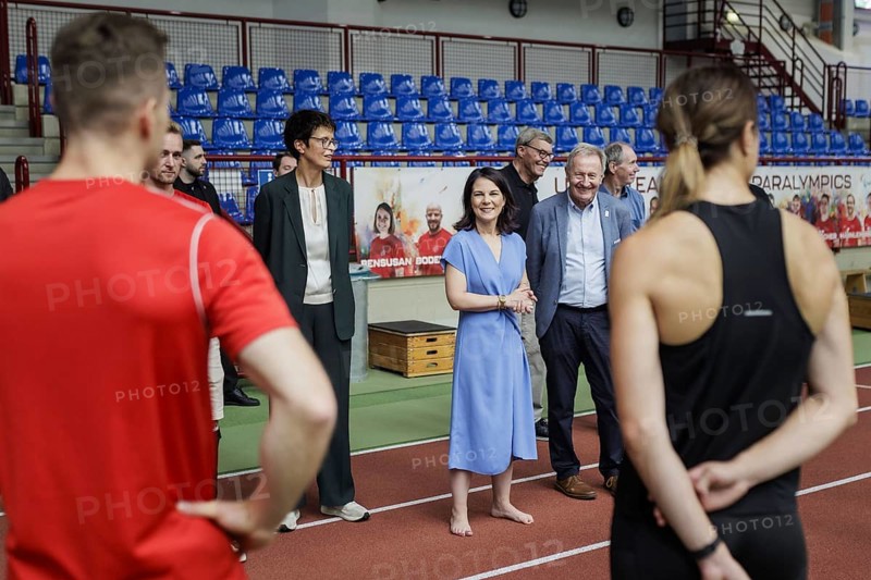 Annalena Bärbock (Bündnis 90/Die Grünen), Federal Foreign Minister, photographed during a visit to the federal base of TSV Bayer 04 Leverkusen e.V. Fritz-Jacobi athletics facility during the Foreign Minister's trip to Germany in Leverkusen, 30 July 2024