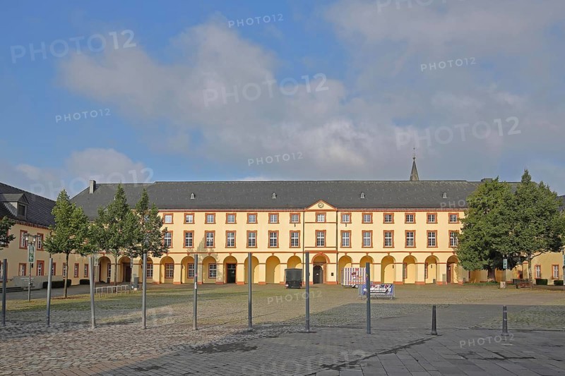 Baroque Lower Castle built 17th century and university, baroque, Siegen, Siegerland, North Rhine-Westphalia, Germany, Europe