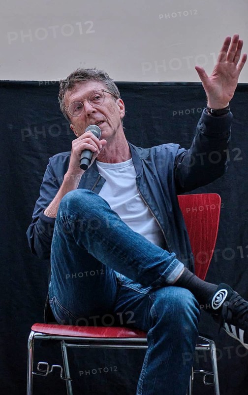 Germany, Berlin, 25.07.2024, Summer in the Courtyard, open-air film series with Knut Elstermann, Museum Pankow (Sebastian Haffner Cultural and Educational Centre), film: Berlin, Ecke Schönhauser (Wolfgang Kohlhaase), with guest Alexander Osang (photo), Europe
