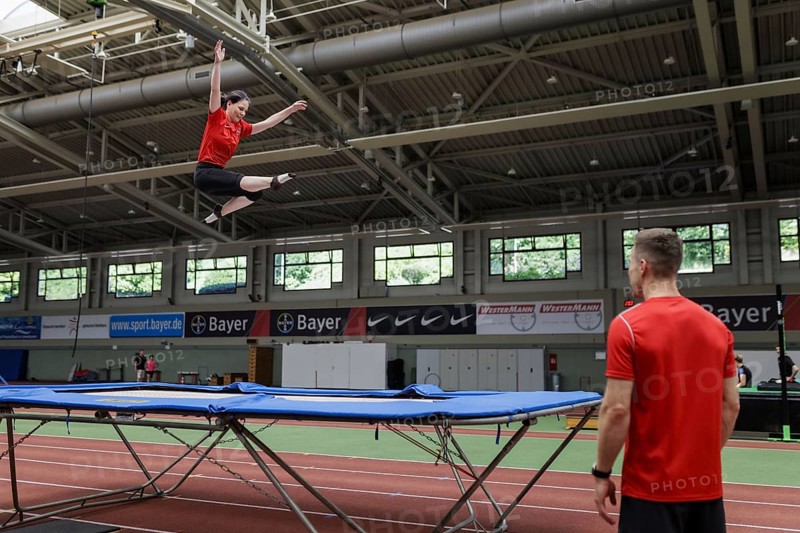 Annalena Bärbock (Bündnis 90/Die Grünen), Federal Foreign Minister, photographed during a visit to the federal base of TSV Bayer 04 Leverkusen e.V. Fritz-Jacobi athletics facility during the Foreign Minister's trip to Germany in Leverkusen, 30 July 2024