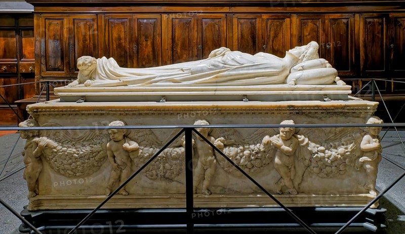 Tomb of Ilaria del Caretto, Monumento funebre a Ilaria del Carretto, sculptor Jacopo della Quercia, c. 1406, Gothic, Sacristy, Sagrestia, Cathedral, Cattedrale di San Martino also Duomo di Lucca, Lucca, Tuscany, Italy, Europe