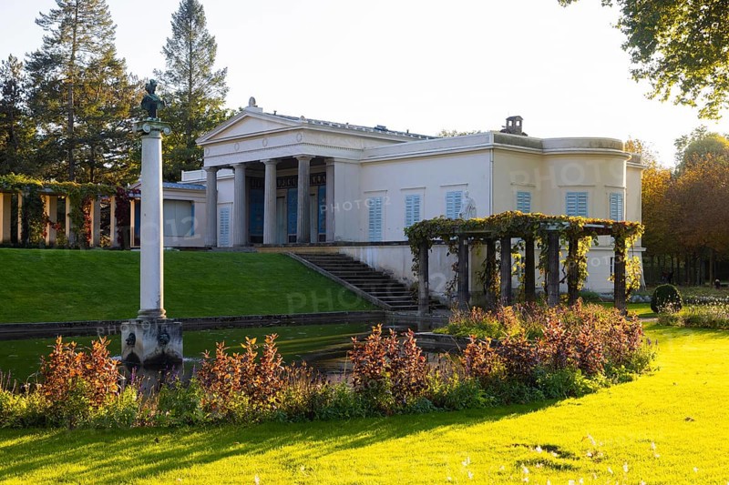 Park Sanssouci is part of the Potsdam palace park ensemble. Roman Baths Charming villa complex in the style of Italian country houses of the 15th century with pavilions, gardens and pergolas
