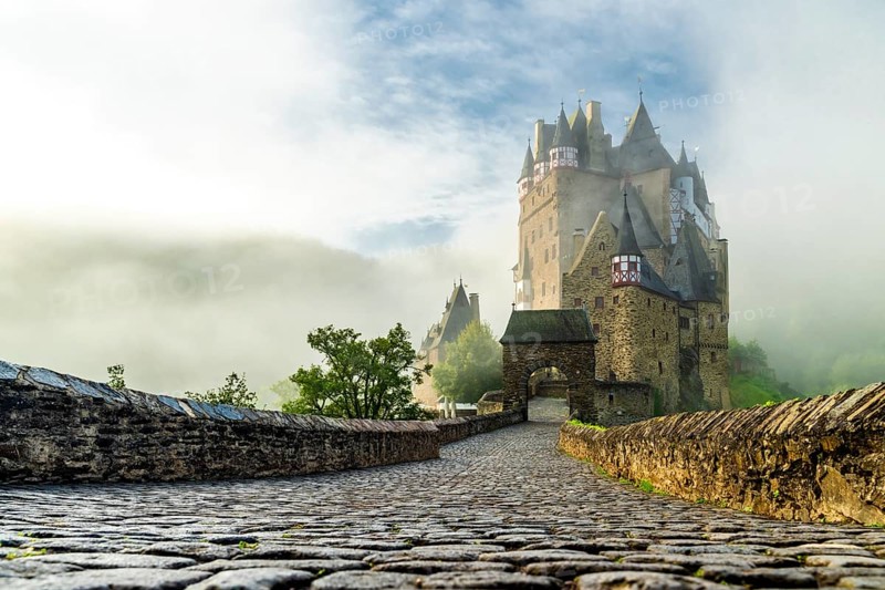 Castle Eltz in the region Volcanic Eifel, Rhineland Palatinate, Germany, Europe