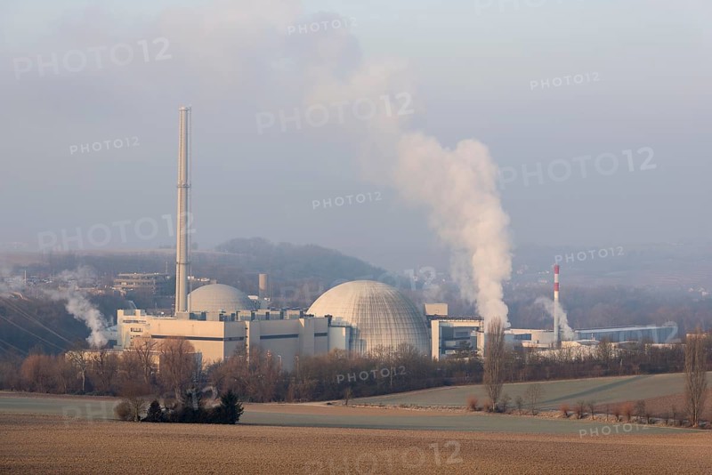 Energy transition, shutdown Neckarwestheim nuclear power plant, field landscape, Neckarwestheim, Baden-Württemberg, Germany, Europe