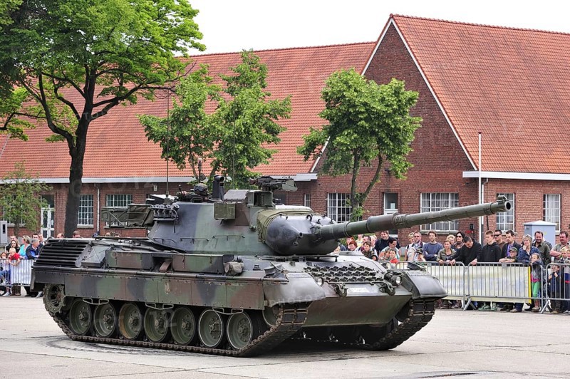Leopard 1 battle tank demonstration during open day of the Belgian army at Leopoldsburg, Belgium, Europe