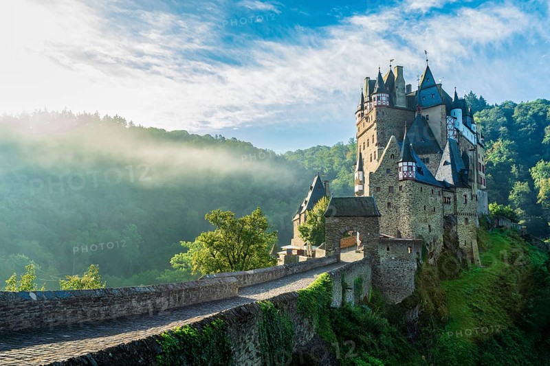 Castle Eltz in the region Volcanic Eifel, Rhineland Palatinate, Germany, Europe