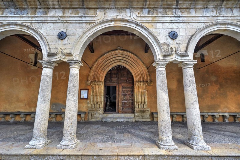 HDR image, cloister, detail, Chiesa madre SS Pietro e Paolo, church, Petralia Soprana, place in national park, Madonie National Park, Sicily, Italy, Europe