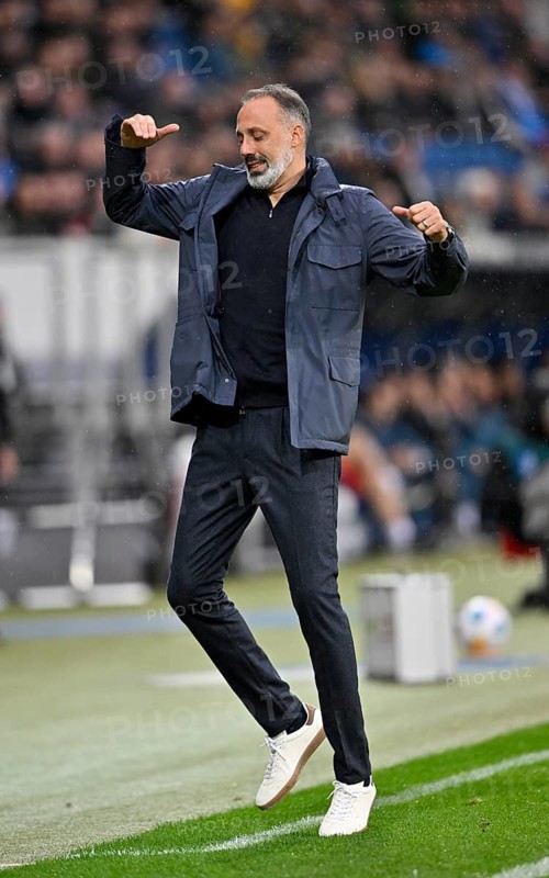 Coach Pellegrino Matarazzo, TSG 1899 Hoffenheim, gesture, gesture, disappointed, PreZero Arena, Sinsheim, Baden-Württemberg, Germany, Europe