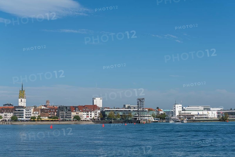 Cityscape, Zeppelin Museum, lakeside promenade, Moleturm observation tower, church tower, St. Nicholas Church, Friedrichshafen on Lake Constance, Baden-Württemberg, Germany, Europe