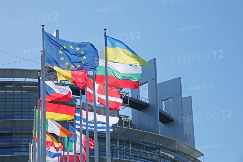 National flags at the EU Parliament, flags, Ukrainian, flagpole, European, European, European Parliament, Strasbourg, Bas-Rhin, Alsace, France, Europe